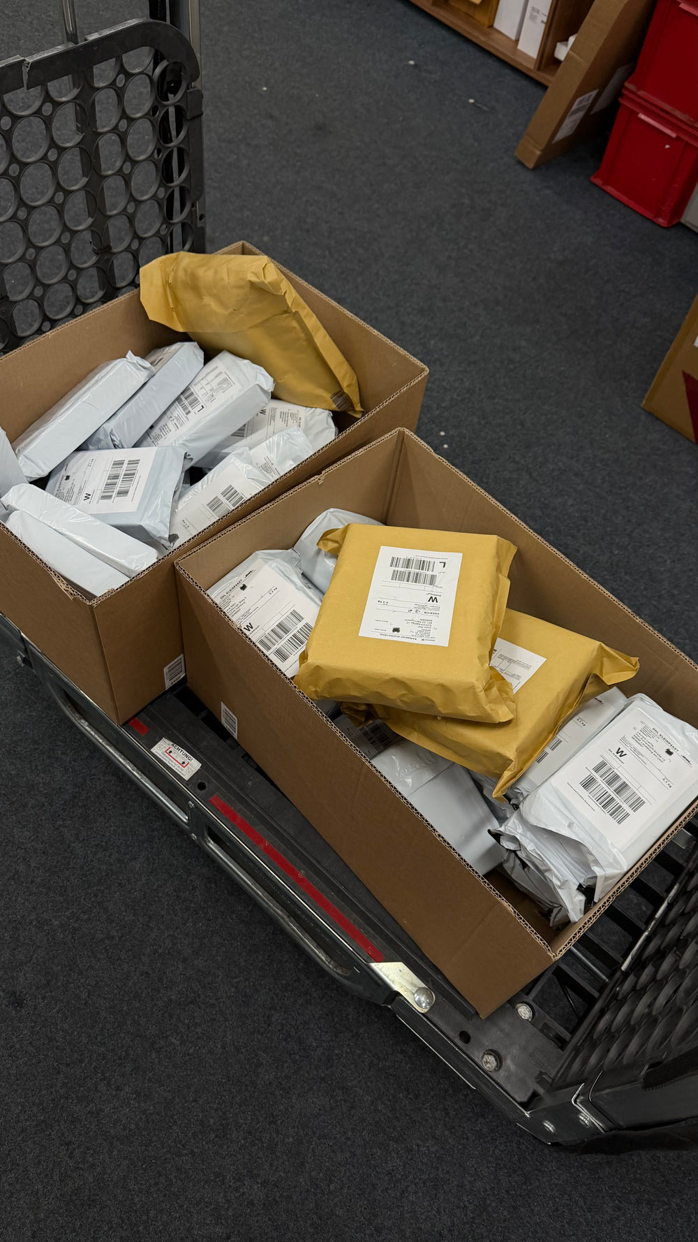 📦✈️ Worldwide